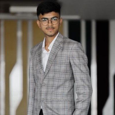 David Kim - Lead Engineer